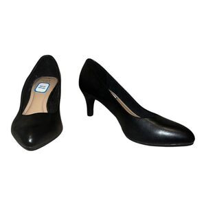 Time & Tru Womens Basic Pump Black Faux Leather Wide Width 7.5W NWOT
